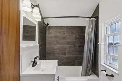 2130 Parklyn St, Pittsburgh, PA 15234 - Photo 9