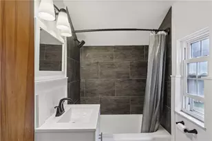 2130 Parklyn St, Pittsburgh, PA 15234 - Photo 9