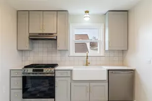 2103 Oriole Dr, Hopewell Township, PA 15001 - Photo 3