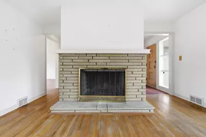 1106 Gilchrest Dr, Wilkins Township, PA 15235 - Photo 9