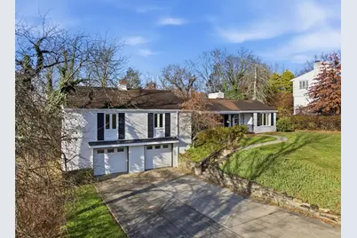 1106 Gilchrest Dr, Wilkins Township, PA 15235 - Photo 3