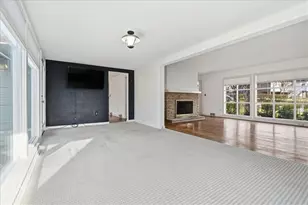 1106 Gilchrest Dr, Wilkins Township, PA 15235 - Photo 11