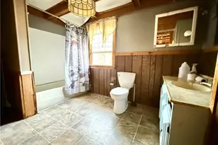 700 W Clayton St, New Castle, PA 16102 - Photo 11