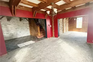 700 W Clayton St, New Castle, PA 16102 - Photo 3