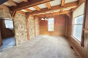 700 W Clayton St, New Castle, PA 16102 - Photo 5