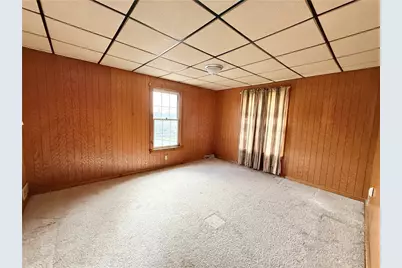 700 W Clayton St, New Castle, PA 16102 - Photo 9