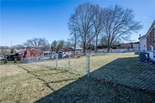 4915 Brownsville Rd, Pittsburgh, PA 15236 - Photo 21