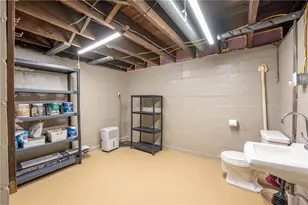 2211 Newton St, Penn Twp, PA 15623 - Photo 25