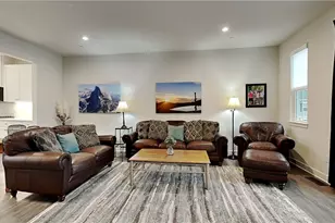 210 Moyer Hill Dr, Cranberry Township, PA 16066 - Photo 5