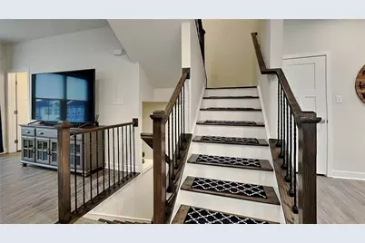 210 Moyer Hill Dr, Cranberry Township, PA 16066 - Photo 9