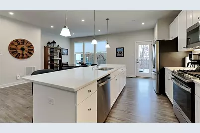 210 Moyer Hill Dr, Cranberry Township, PA 16066 - Photo 17