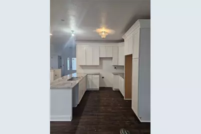 814 S Tenth St, New Stanton, PA 15697 - Photo 5