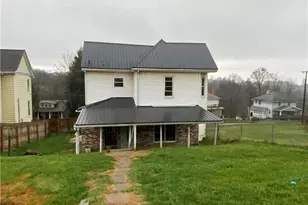 1633 E Maiden St, South Strabane, PA 15301 - Photo 11