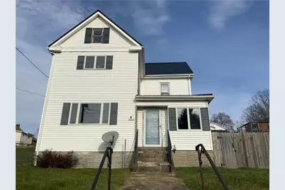 1633 E Maiden St, South Strabane, PA 15301 - Photo 1