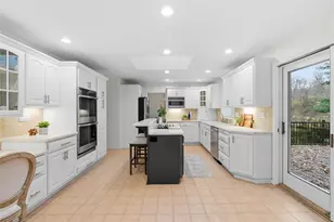 2610 Cedarvue Dr, Pittsburgh, PA 15241 - Photo 13