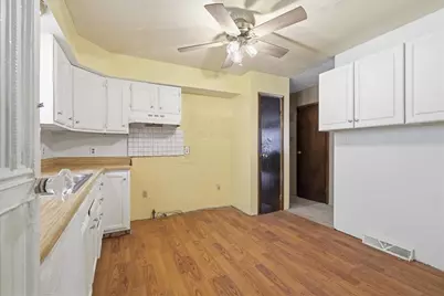 1035 California Dr, California, PA 15423 - Photo 13