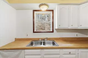 1035 California Dr, California, PA 15423 - Photo 15