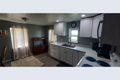 106 Tanner Rd, Greenville Boro, PA 16125 - Photo 9