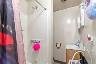 705 E Warrington Ave, Pittsburgh, PA 15210 - Photo 27