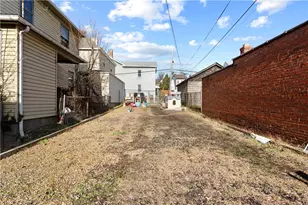 705 E Warrington Ave, Pittsburgh, PA 15210 - Photo 37