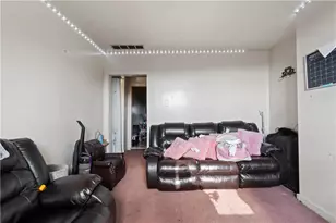 705 E Warrington Ave, Pittsburgh, PA 15210 - Photo 29