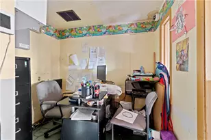 705 E Warrington Ave, Pittsburgh, PA 15210 - Photo 17
