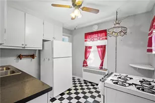 959 Center Ave, Pittsburgh, PA 15229 - Photo 7