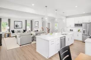 1056 Olivia Dr, North Fayette, PA 15071 - Photo 5