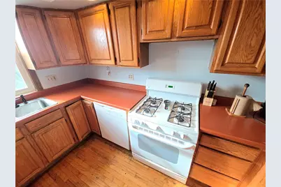 3102 Hazelhurst Ave, Pittsburgh, PA 15227 - Photo 7