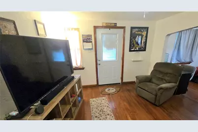 3102 Hazelhurst Ave, Pittsburgh, PA 15227 - Photo 17