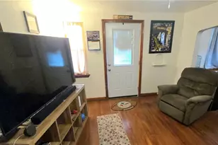 3102 Hazelhurst Ave, Pittsburgh, PA 15227 - Photo 17