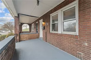 903 Adelaide St, Pittsburgh, PA 15219 - Photo 3