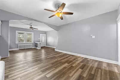 903 Adelaide St, Pittsburgh, PA 15219 - Photo 7