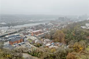 147 Moultrie St, Pittsburgh, PA 15219 - Photo 25