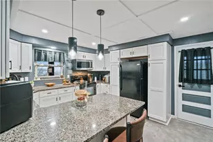 3242 Provost Rd, Pittsburgh, PA 15227 - Photo 9