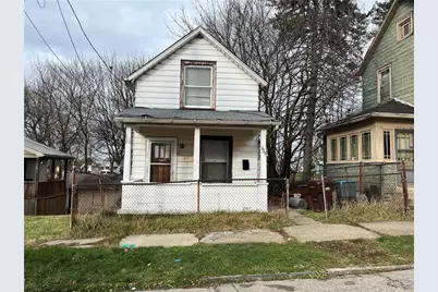439 Malleable St, Sharon, PA 16146 - Photo 1