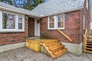 839 E Main St Ext, Pine Township, PA 16127 - Photo 5