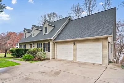 2014 Reis Run Rd, Pittsburgh, PA 15237 - Photo 3