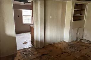 327 3rd St, Leechburg Boro, PA 15656 - Photo 11