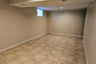 5625 Sandra Dr, Bethel Park, PA 15236 - Photo 27