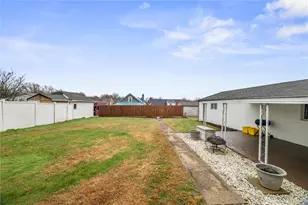 1134 Strawn Ave, New Kensington, PA 15068 - Photo 25