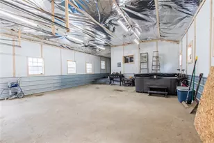 437 Roseville Rd, Perry Township, PA 16041 - Photo 23