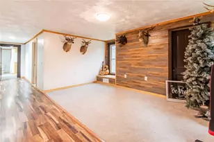 437 Roseville Rd, Perry Township, PA 16041 - Photo 19