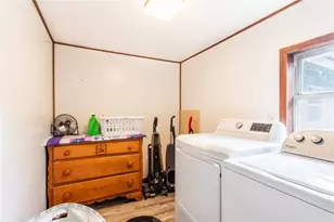 437 Roseville Rd, Perry Township, PA 16041 - Photo 13