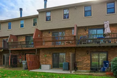 115 Forest Dr, Seven Fields Boro, PA 16046 - Photo 9