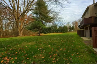 115 Forest Dr, Seven Fields Boro, PA 16046 - Photo 11