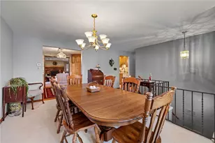 667 Harborview Dr, Pittsburgh, PA 15239 - Photo 9