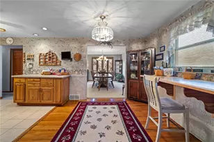 667 Harborview Dr, Pittsburgh, PA 15239 - Photo 11