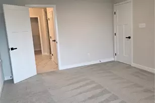 1007 Wellington Ct, Penn Twp, PA 15644 - Photo 17