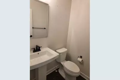 1007 Wellington Ct, Penn Twp, PA 15644 - Photo 3